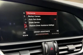 Alfa Romeo Giulia Q4 KEYLESS ПЪЛНА СЕРВИЗНА ИСТОРИЯ БЕЗ ИНЦИДЕНТ, снимка 9