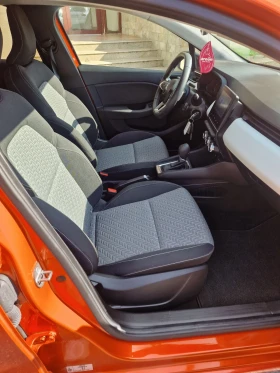 Renault Clio 1.6 E-tech Hybrid , снимка 8