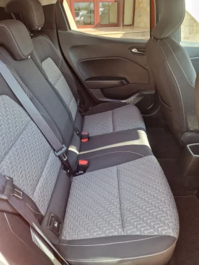 Renault Clio 1.6 E-tech Hybrid , снимка 9