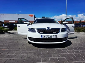 Skoda Octavia Автомат Hatchback, снимка 8