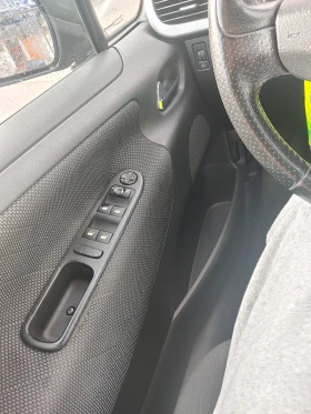 Peugeot 207 - 2300 € / 4498.41 лв. - 19853998 14