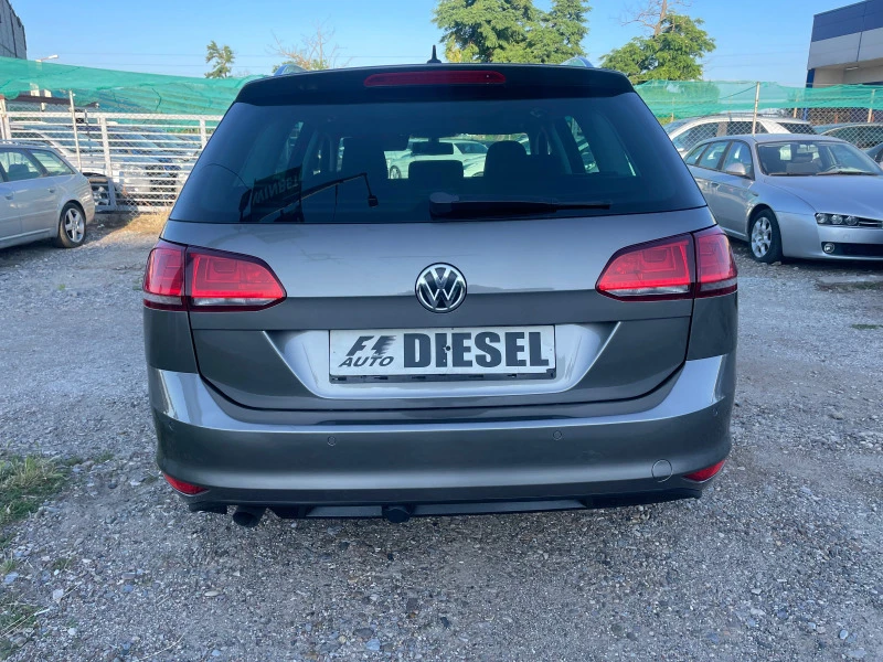 VW Golf 1.6TDI-АВТОМАТ-ПАНОРАМА-НАВИ, снимка 8 - Автомобили и джипове - 41439972