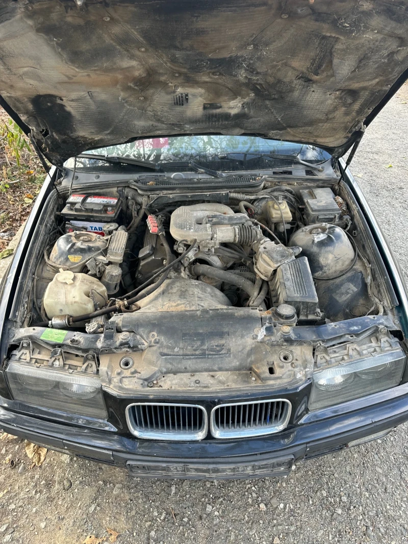 BMW 318, снимка 6 - Автомобили и джипове - 47778196