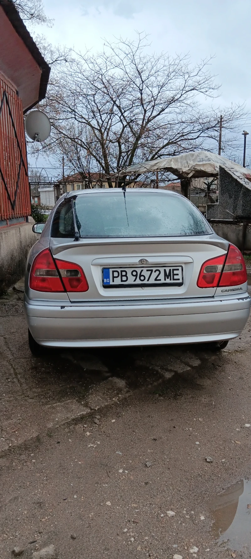 Mitsubishi Carisma, снимка 3 - Автомобили и джипове - 49538276