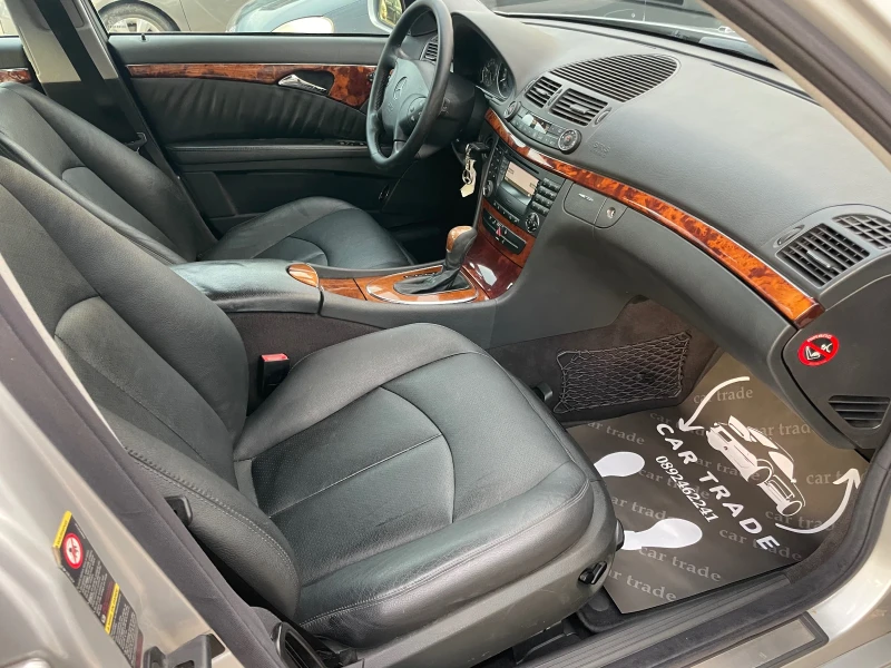 Mercedes-Benz E 270 КОЖА/НОВИ ГУМИ/МНОГО ЗАПАЗЕН/РЕАЛЕН ПРОБЕГ/, снимка 13 - Автомобили и джипове - 52495782