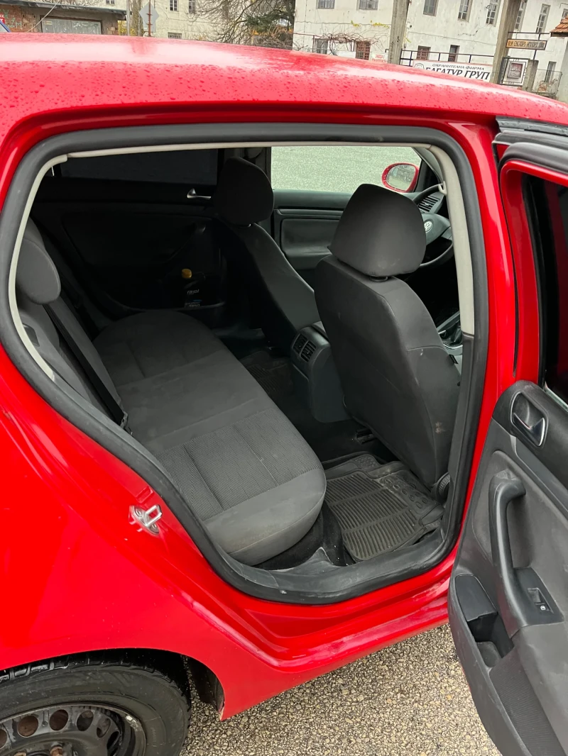 VW Golf, снимка 7 - Автомобили и джипове - 52563565