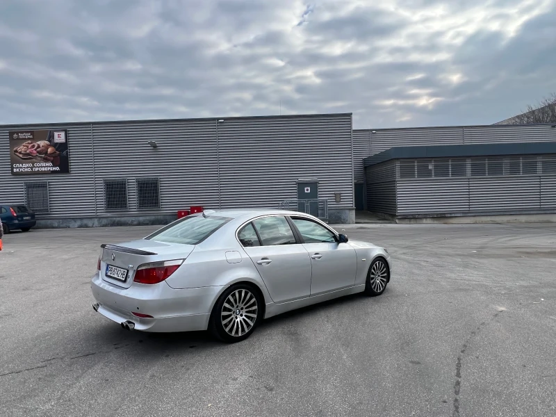 BMW 520 Газ бензин, снимка 8 - Автомобили и джипове - 52867103