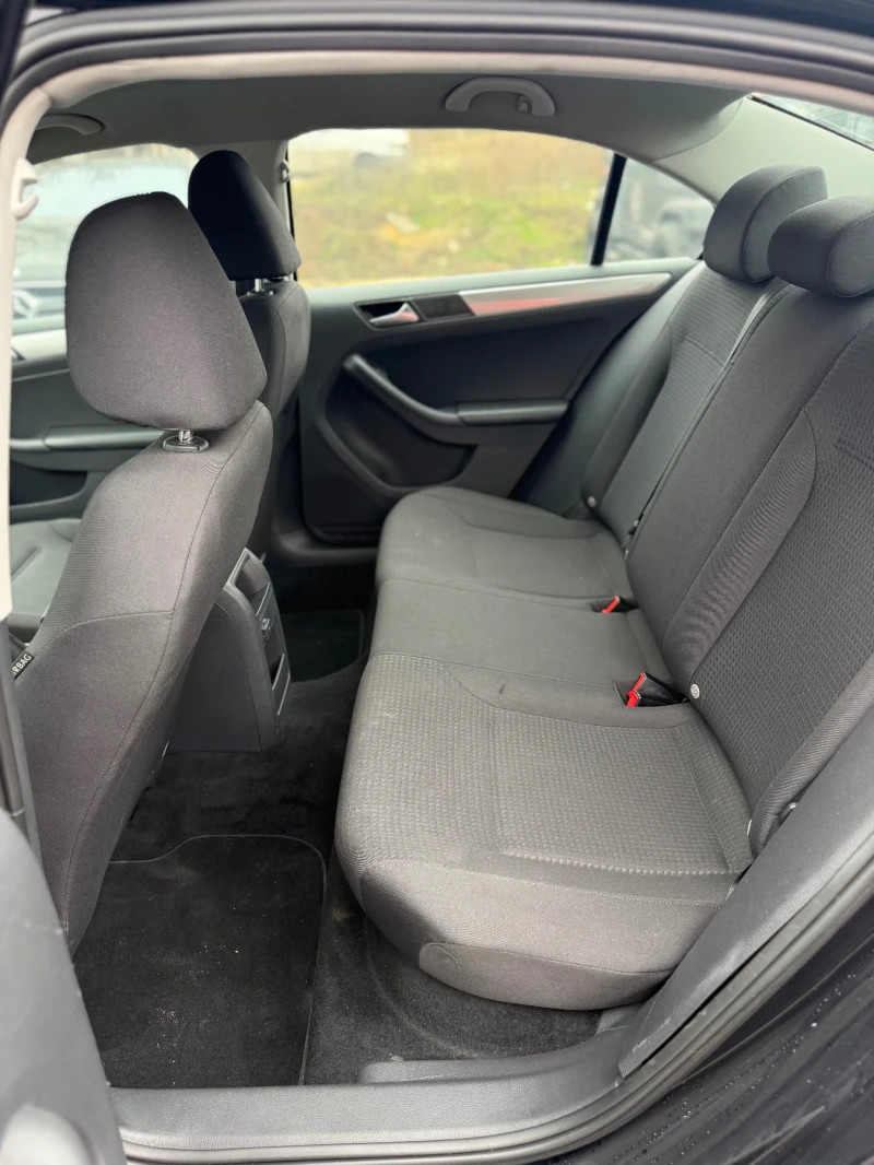 VW Jetta 1.4TSI, снимка 13 - Автомобили и джипове - 53210793