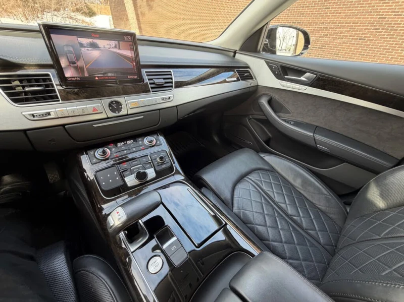 Audi A8 4.0* quattro* АвтоКредит* (ЦЕНА ДО БГ), снимка 10 - Автомобили и джипове - 53459249