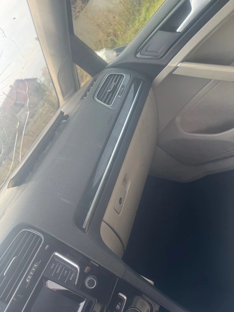 VW Golf 2.0/TDI/150, снимка 10 - Автомобили и джипове - 53462730