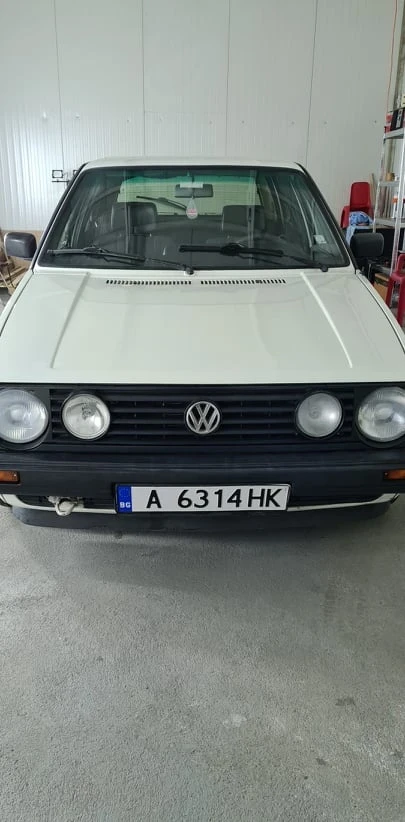 VW Golf 1.8 mono, снимка 1 - Автомобили и джипове - 47281815