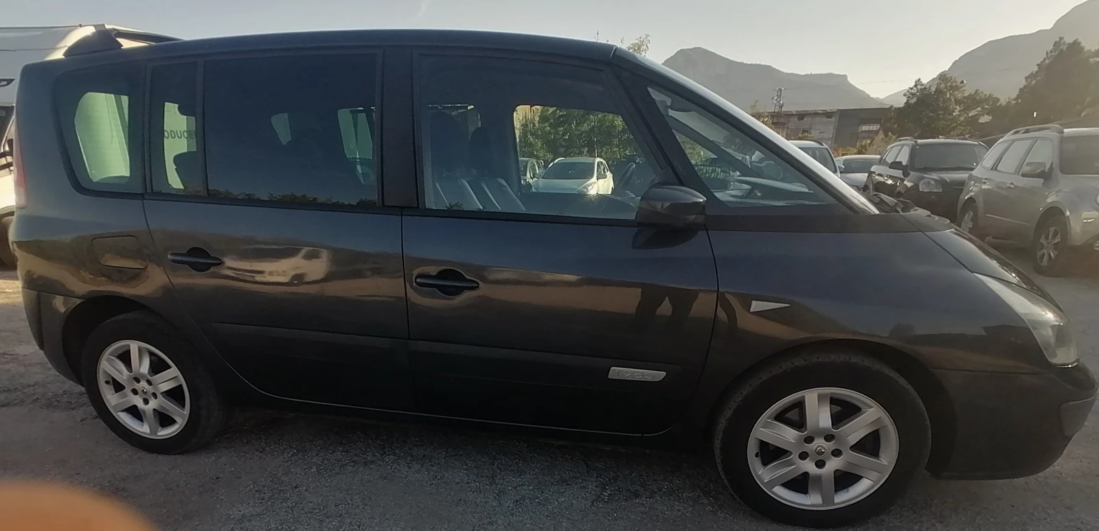 Renault Espace 1.9 dci 120 к.с 7 места - изображение 5