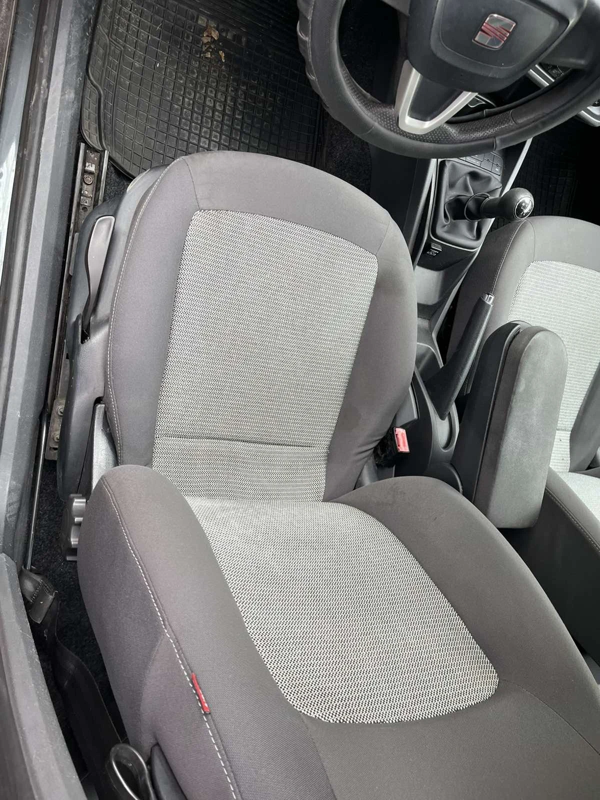 Seat Ibiza  - изображение 10