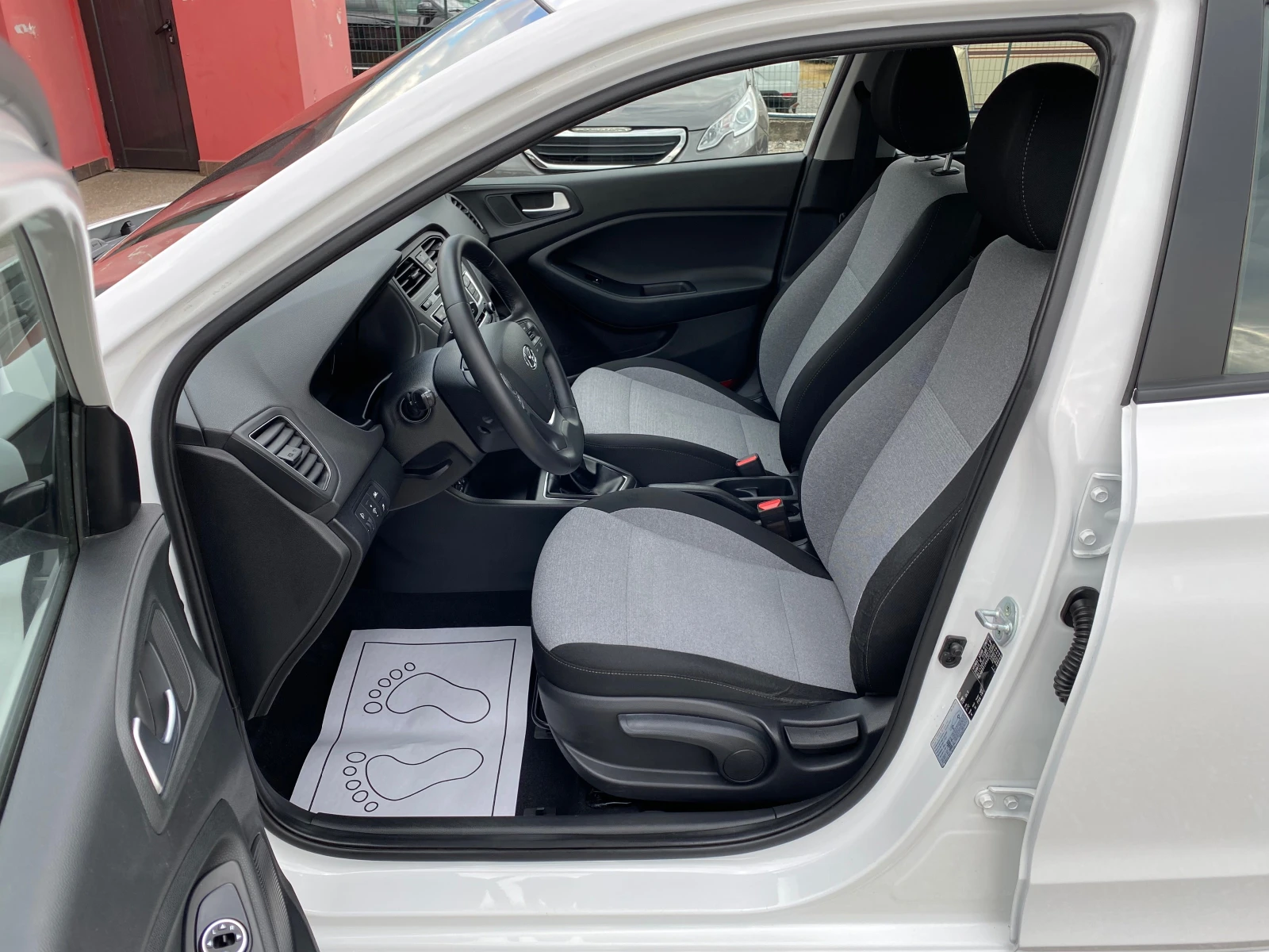 Hyundai I20 1.4 crdi - изображение 10