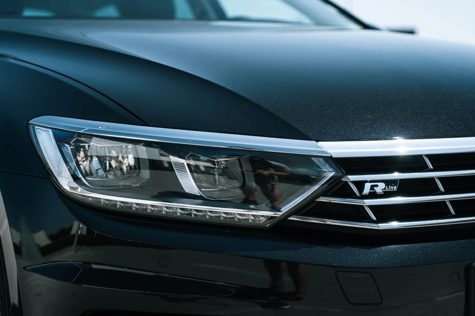VW Passat  R Line 190кс DSG-6 - изображение 4