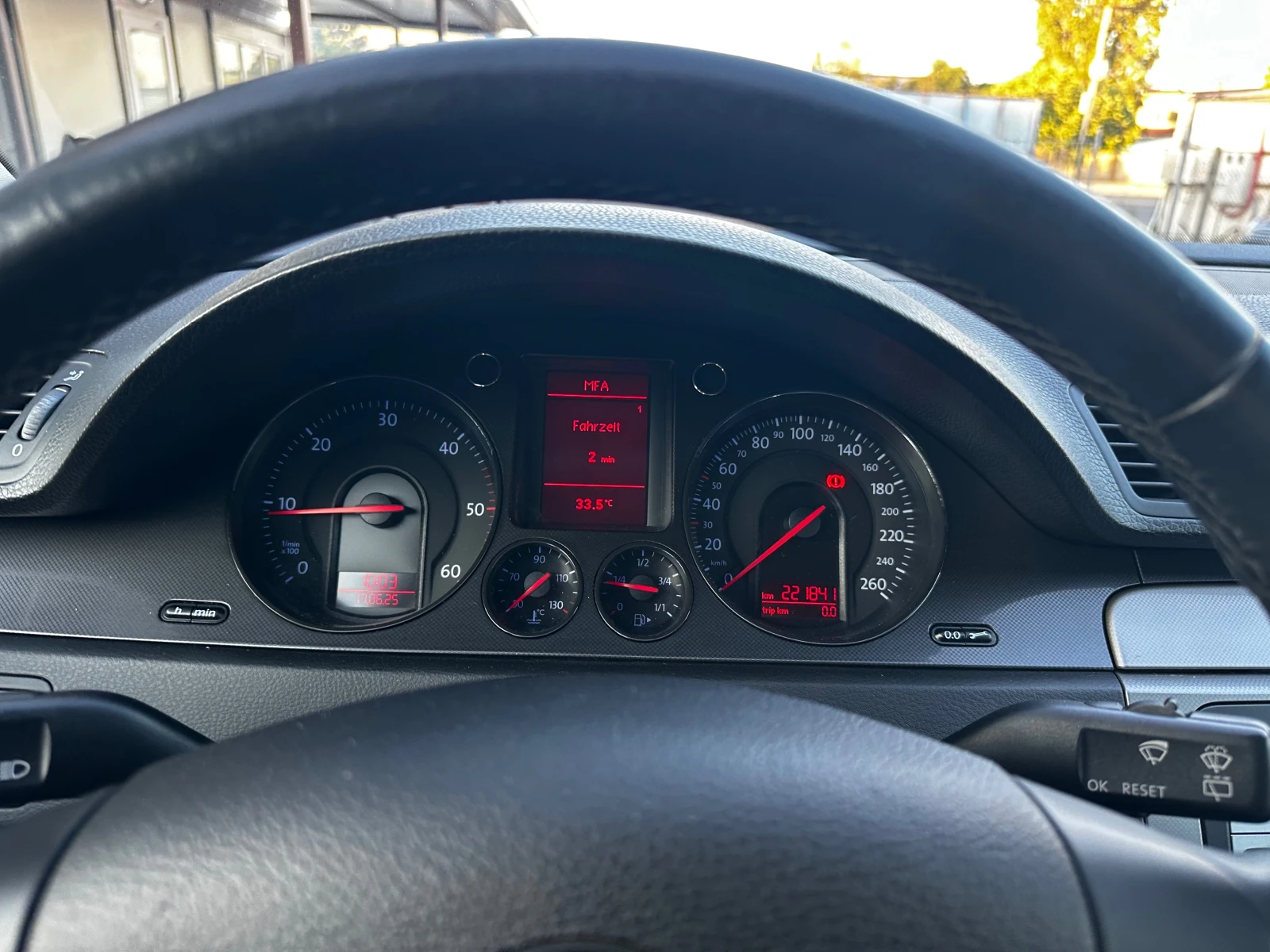VW Passat 2.0TDI 140кс - изображение 10
