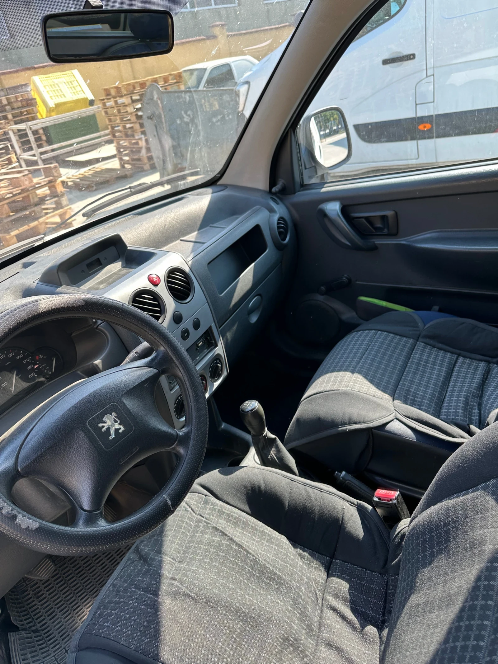 Peugeot Partner 1.6HDI - изображение 7