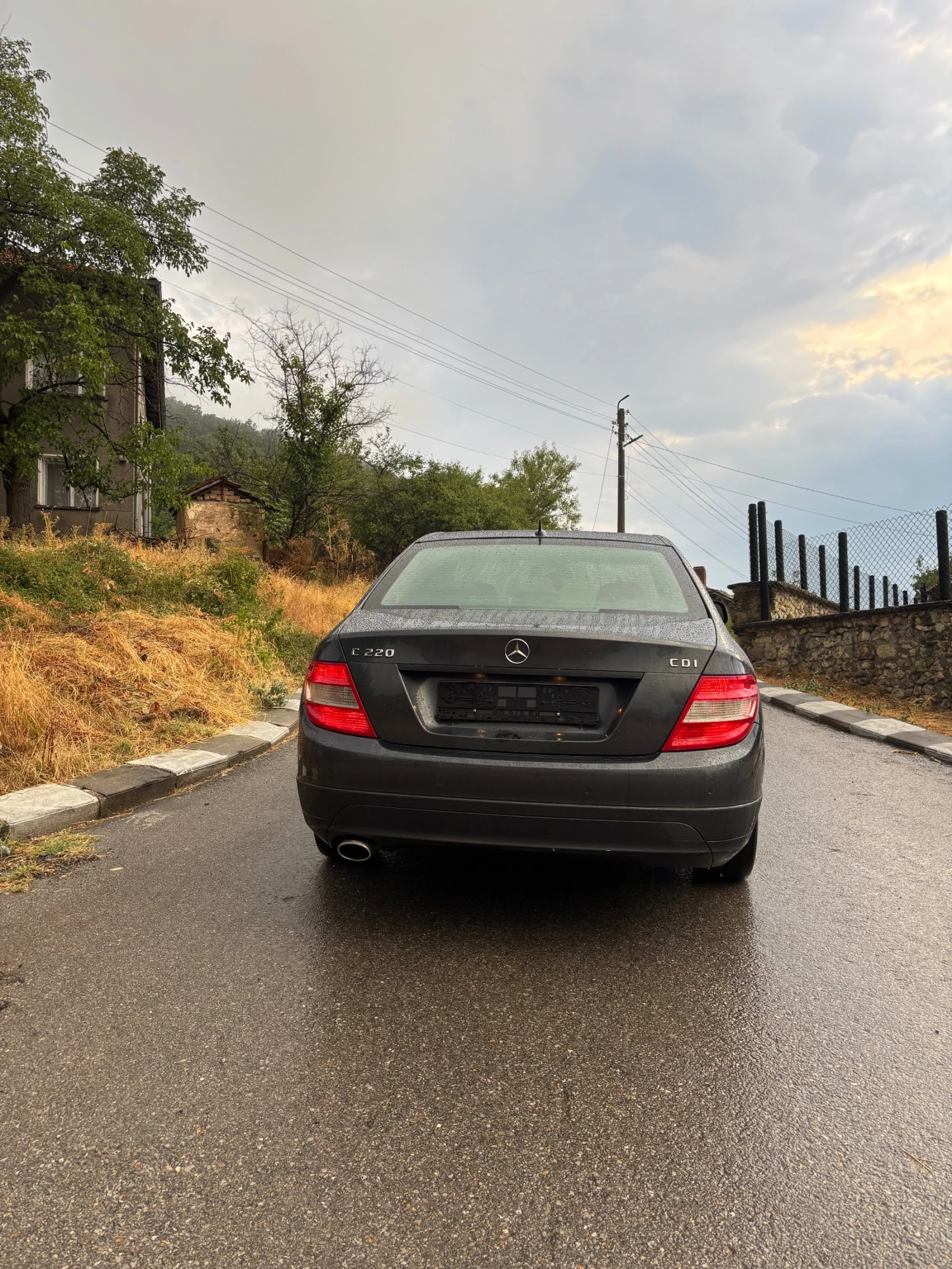 Mercedes-Benz C 220  - изображение 4