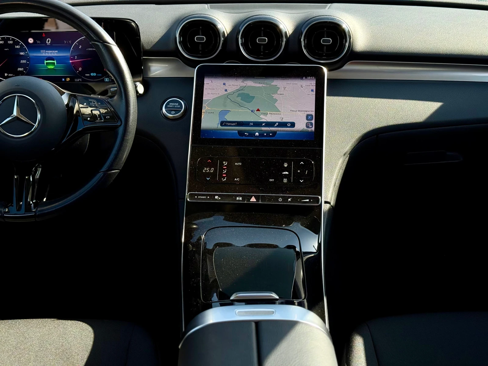 Mercedes-Benz C 220 220HP / MILD-HYBRID / AVANTGARDE / ПОДГРЕВ / NAVI , снимка 9 - Автомобили и джипове - 53860772