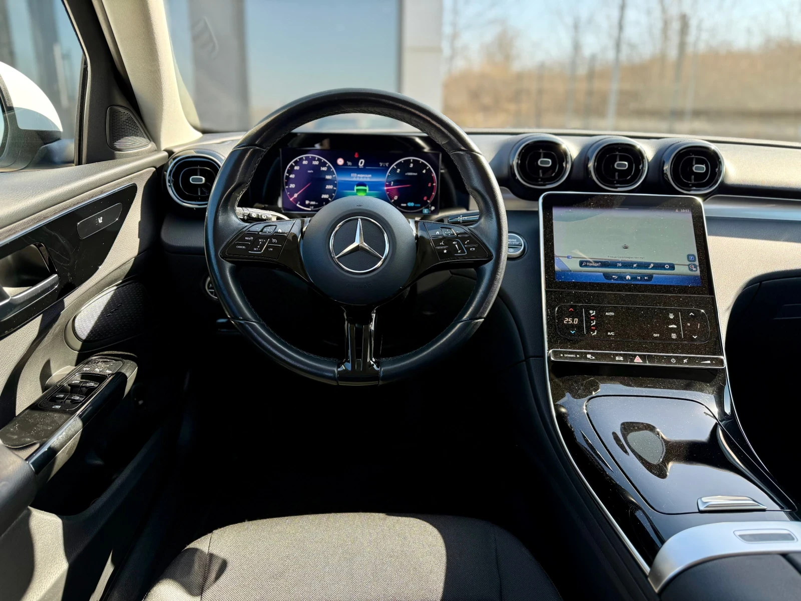 Mercedes-Benz C 220 220HP / MILD-HYBRID / AVANTGARDE / ПОДГРЕВ / NAVI , снимка 8 - Автомобили и джипове - 53860772