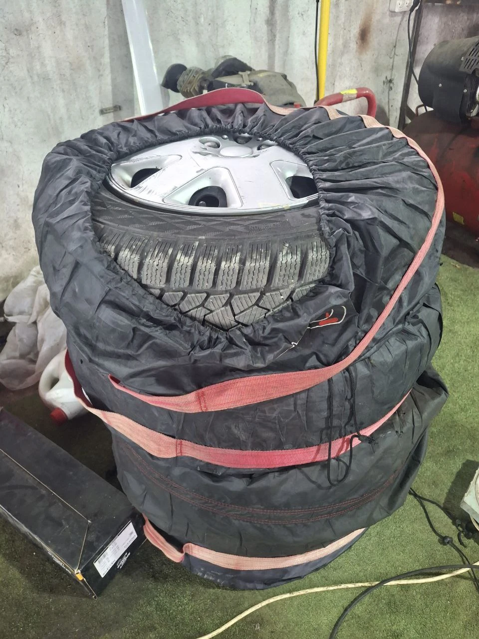 Toyota Verso S, снимка 8 - Автомобили и джипове - 53866502