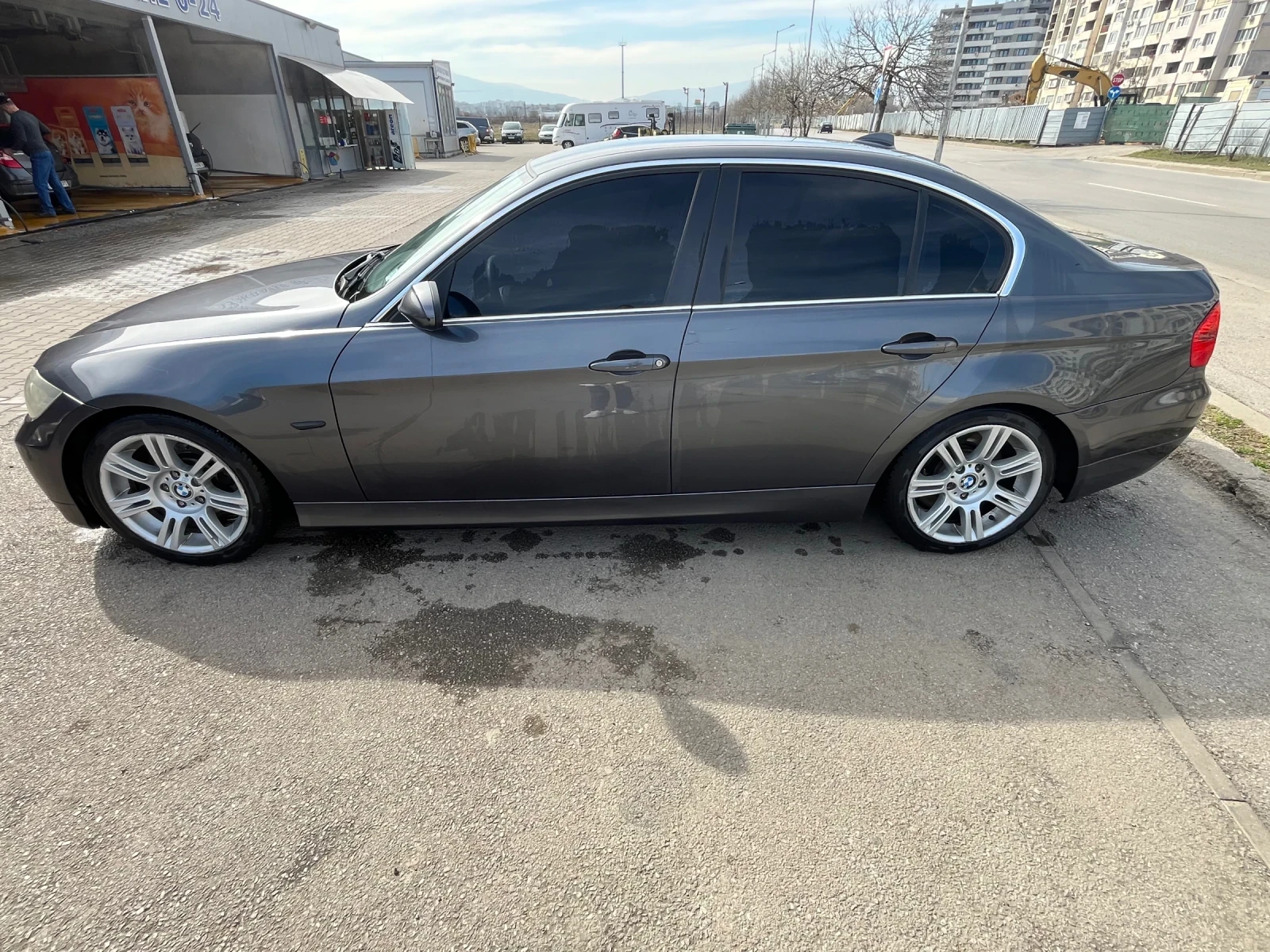 BMW 330, снимка 4 - Автомобили и джипове - 53883927