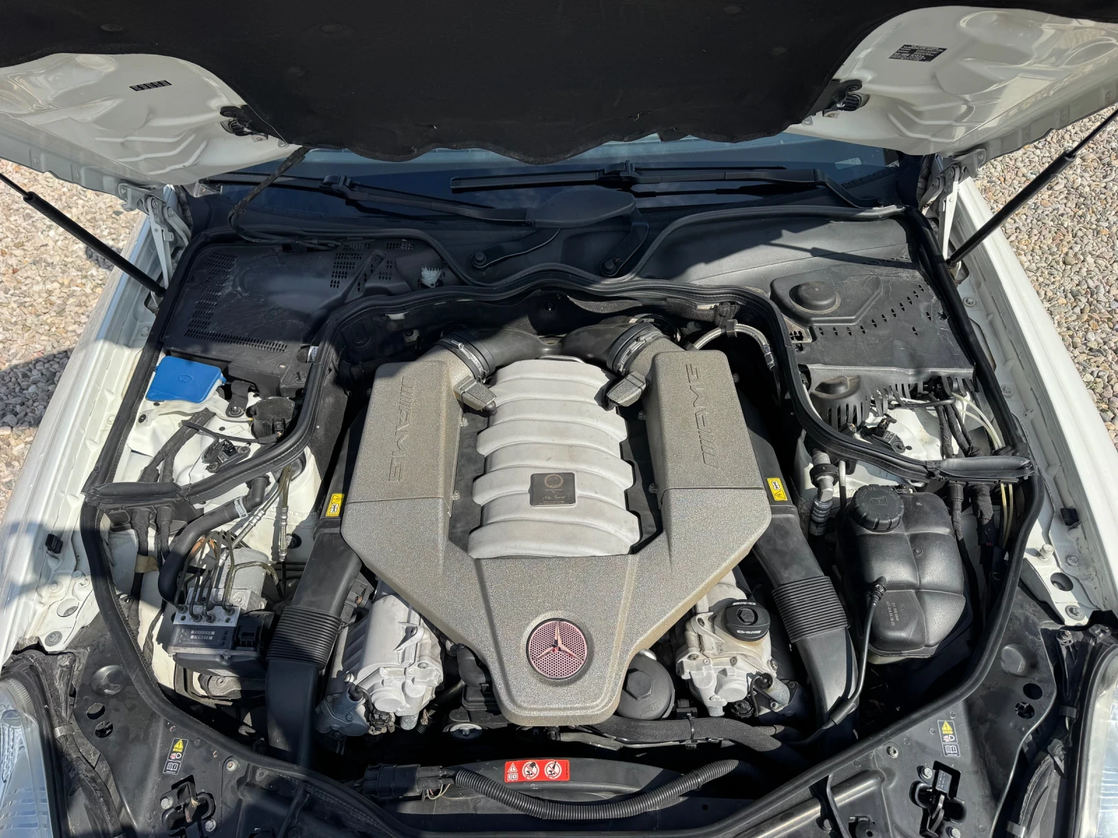 Mercedes-Benz CLS 63 AMG, снимка 13 - Автомобили и джипове - 54058740