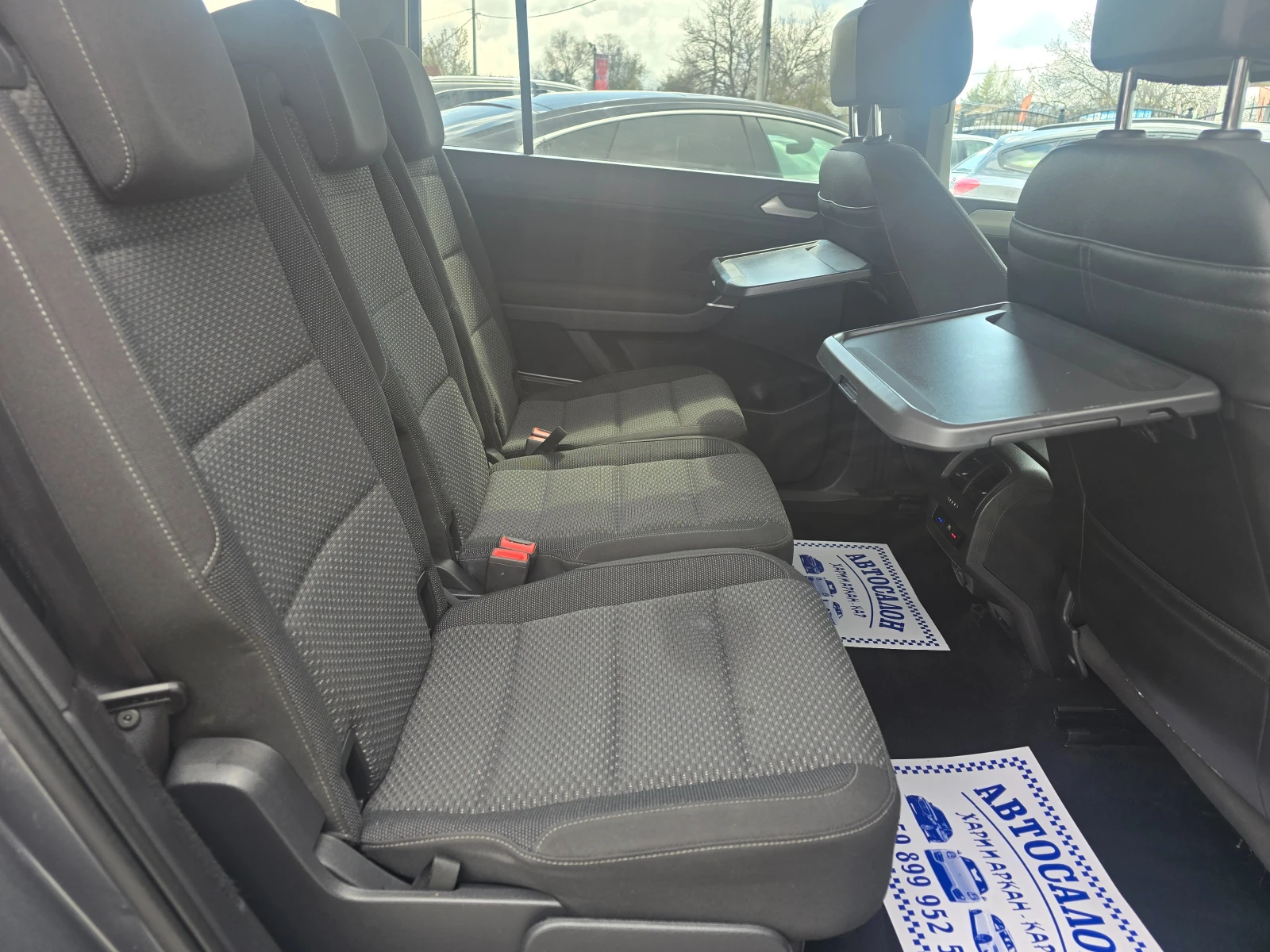 VW Touran 1.6TDI-ЕВРО 6В-АВТОМАТИК-7 МЕСТЕН, снимка 14 - Автомобили и джипове - 54157734