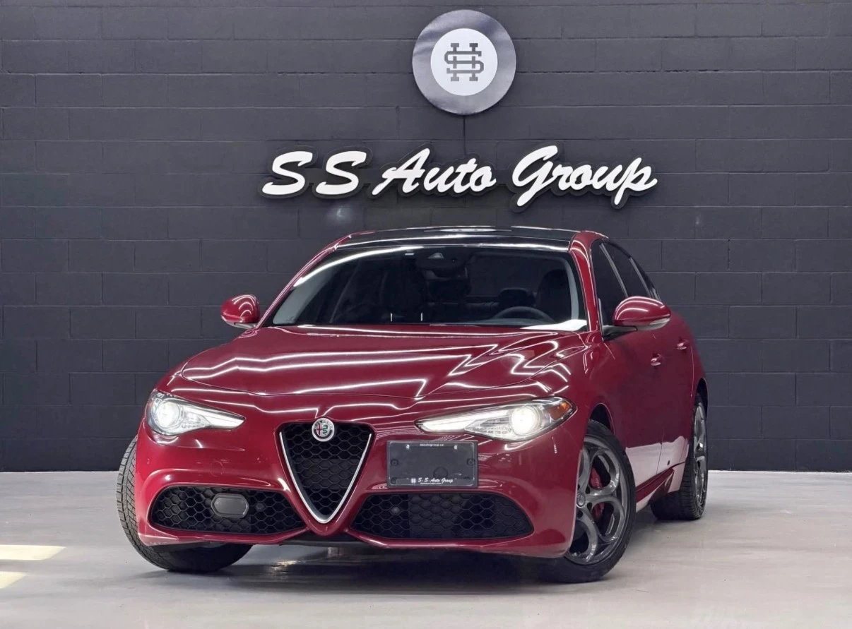 Alfa Romeo Giulia Q4 KEYLESS ПЪЛНА СЕРВИЗНА ИСТОРИЯ БЕЗ ИНЦИДЕНТ
