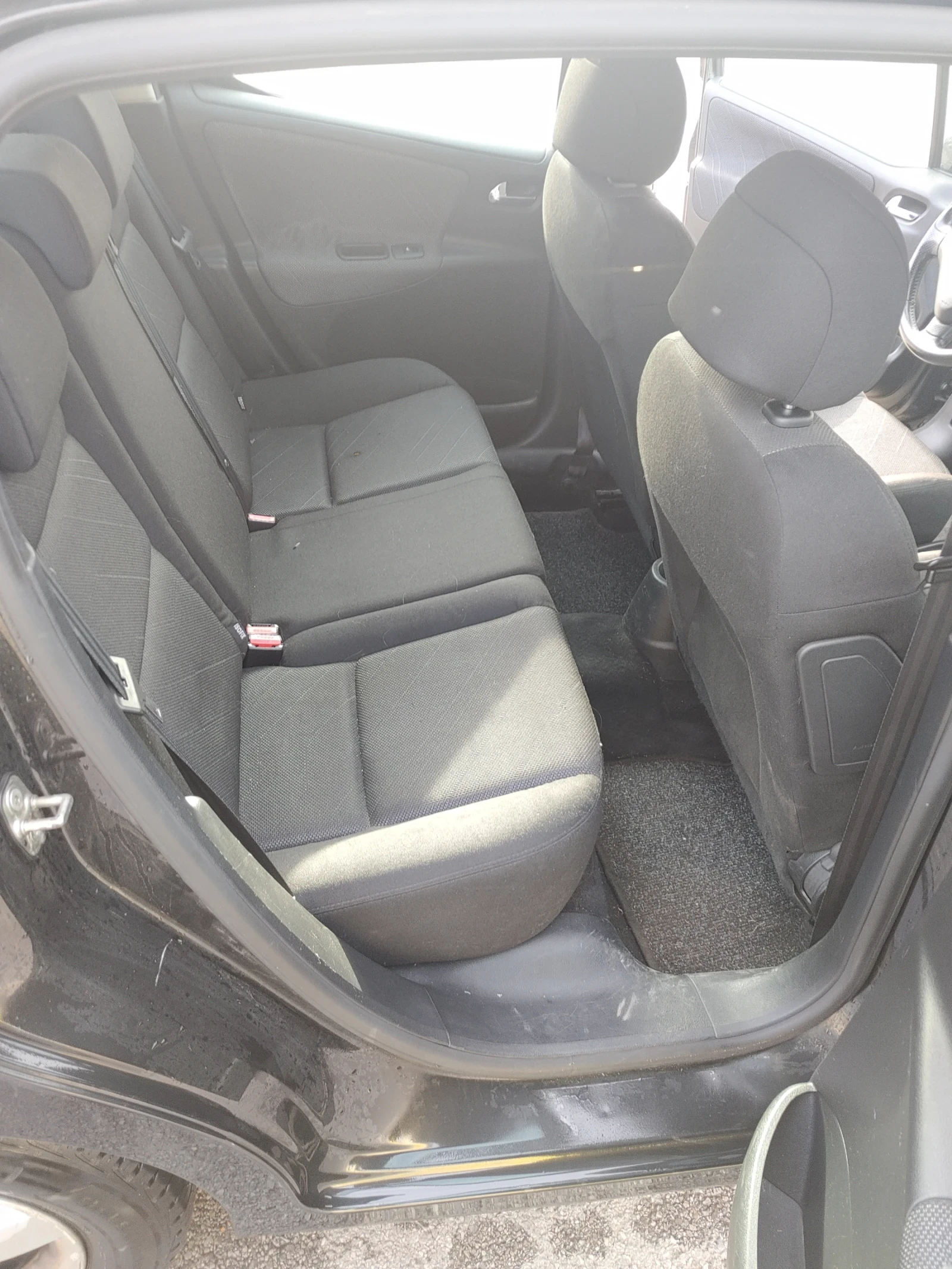 Peugeot 207, снимка 7 - Автомобили и джипове - 54247140