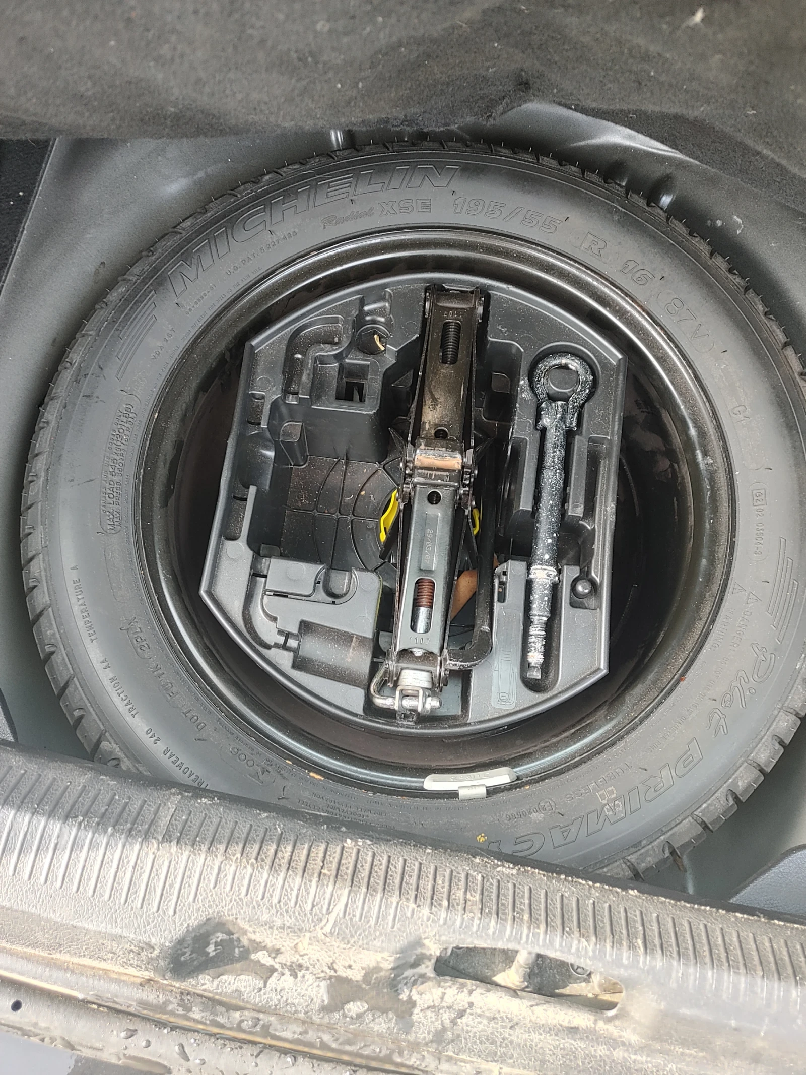 Peugeot 207, снимка 13 - Автомобили и джипове - 54247140