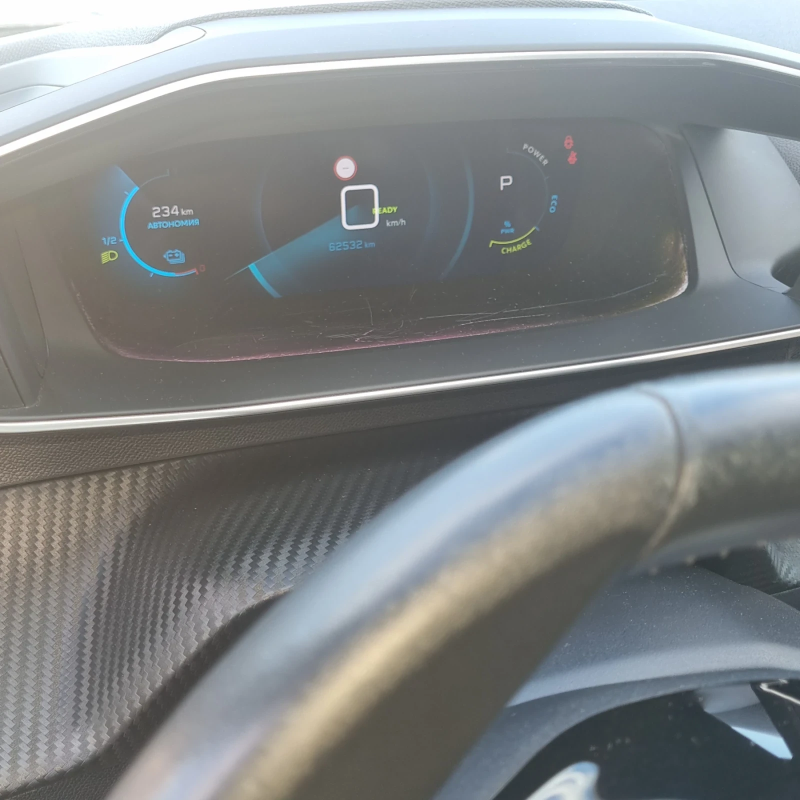 Peugeot 2008 Allure, снимка 9 - Автомобили и джипове - 54692394