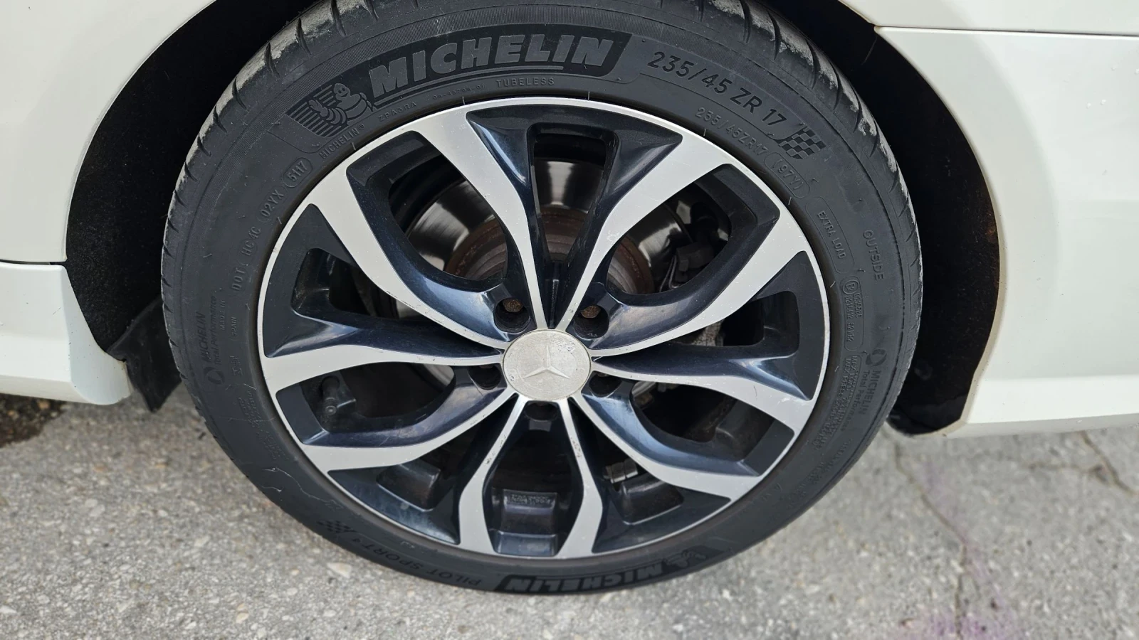 Mercedes-Benz E 220 2.2 CDI.., снимка 15 - Автомобили и джипове - 54991199