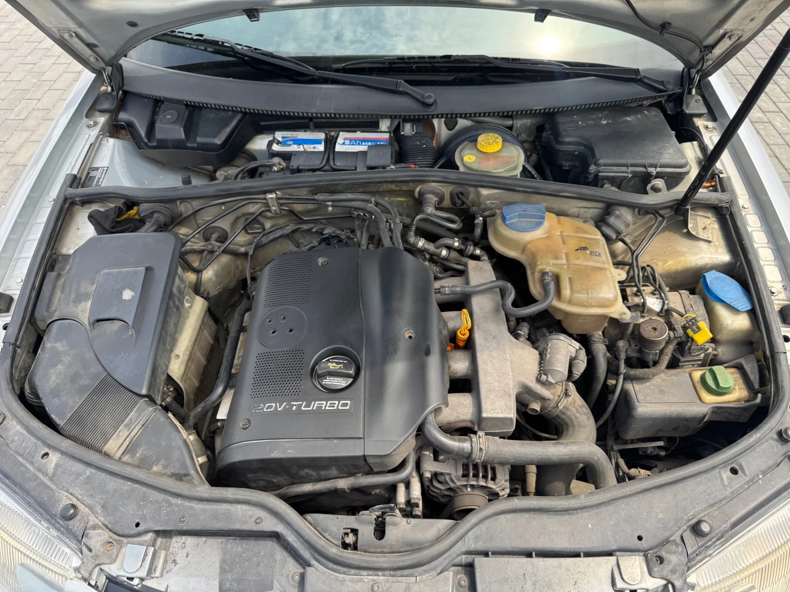 VW Passat 1.8T, снимка 8 - Автомобили и джипове - 55010424