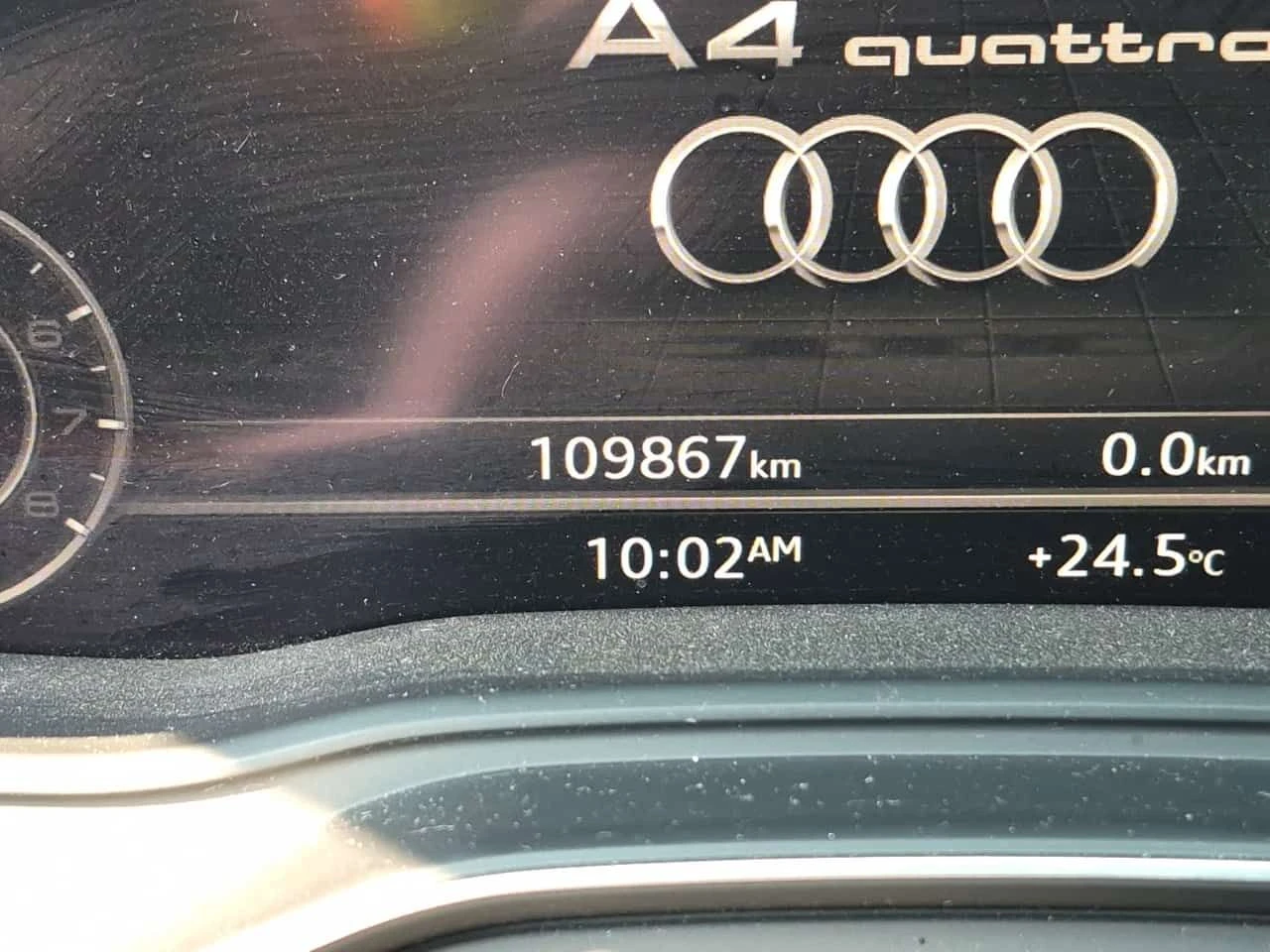Audi A4 TECHNIK / S-LINE / DISTRONIC / 360 , снимка 11 - Автомобили и джипове - 55655042