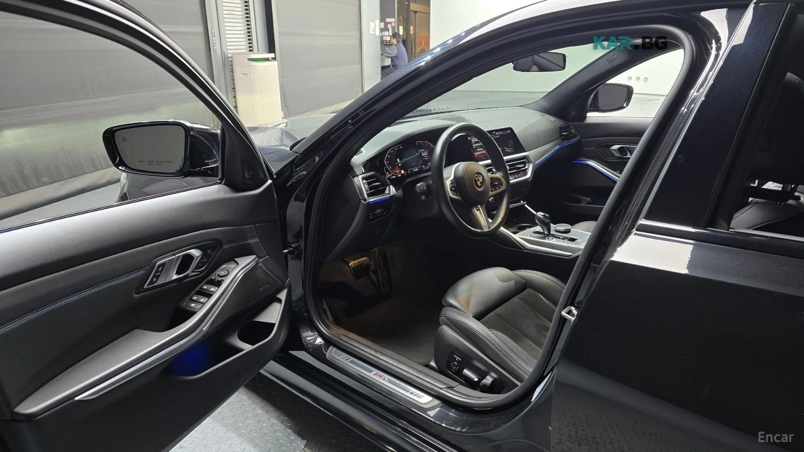 BMW 320 MSPORT* ПОДГРЕВ* AMBIENT* CAM* ПАНО* ДВА КЛЮЧА, снимка 10 - Автомобили и джипове - 55791304