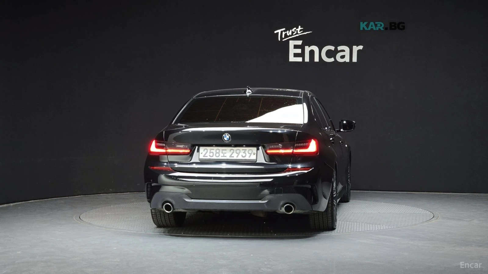 BMW 320 MSPORT* ПОДГРЕВ* AMBIENT* CAM* ПАНО* ДВА КЛЮЧА, снимка 4 - Автомобили и джипове - 55791304