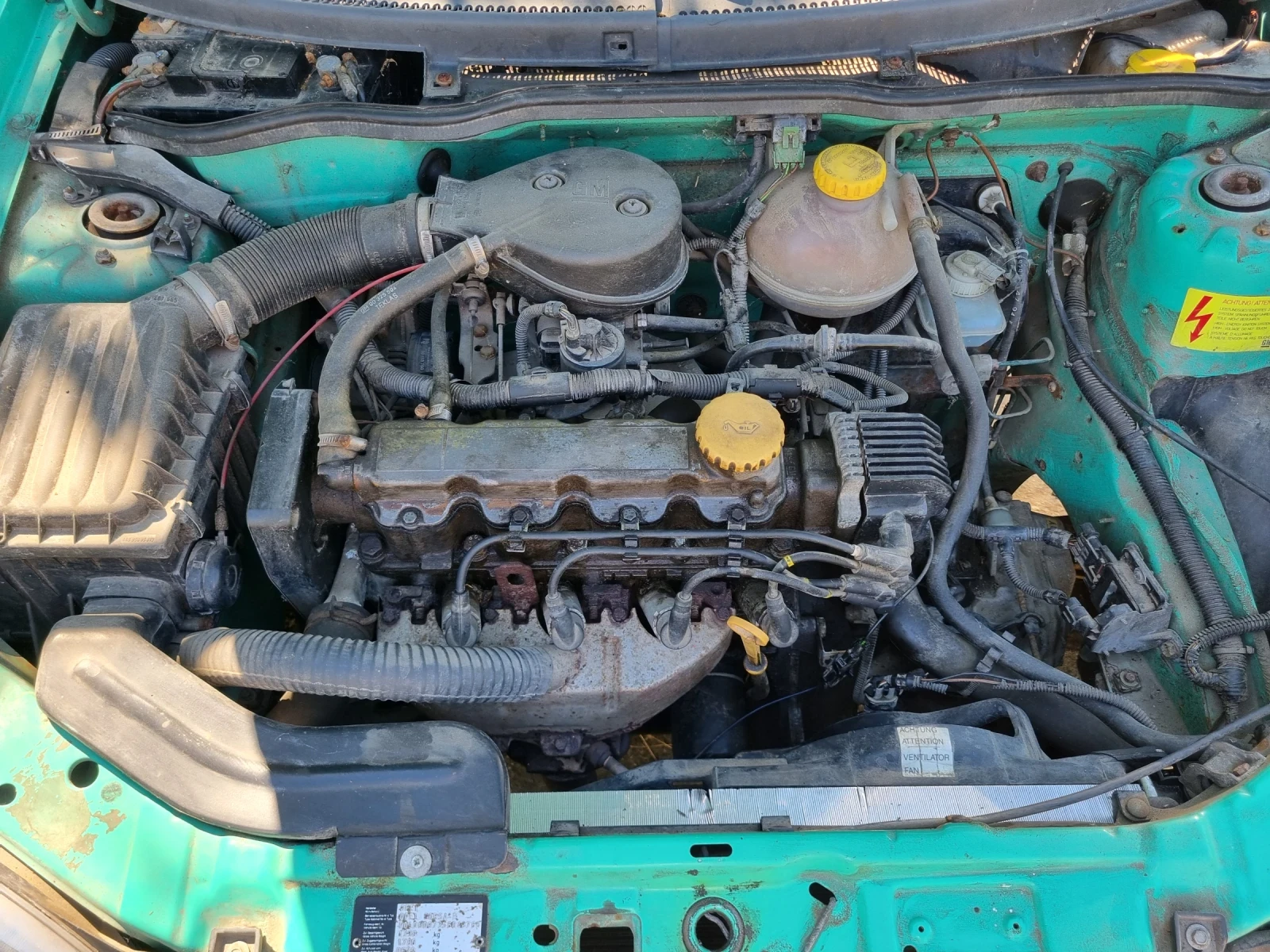 Opel Corsa 1.2 бензин, снимка 4 - Автомобили и джипове - 55960599
