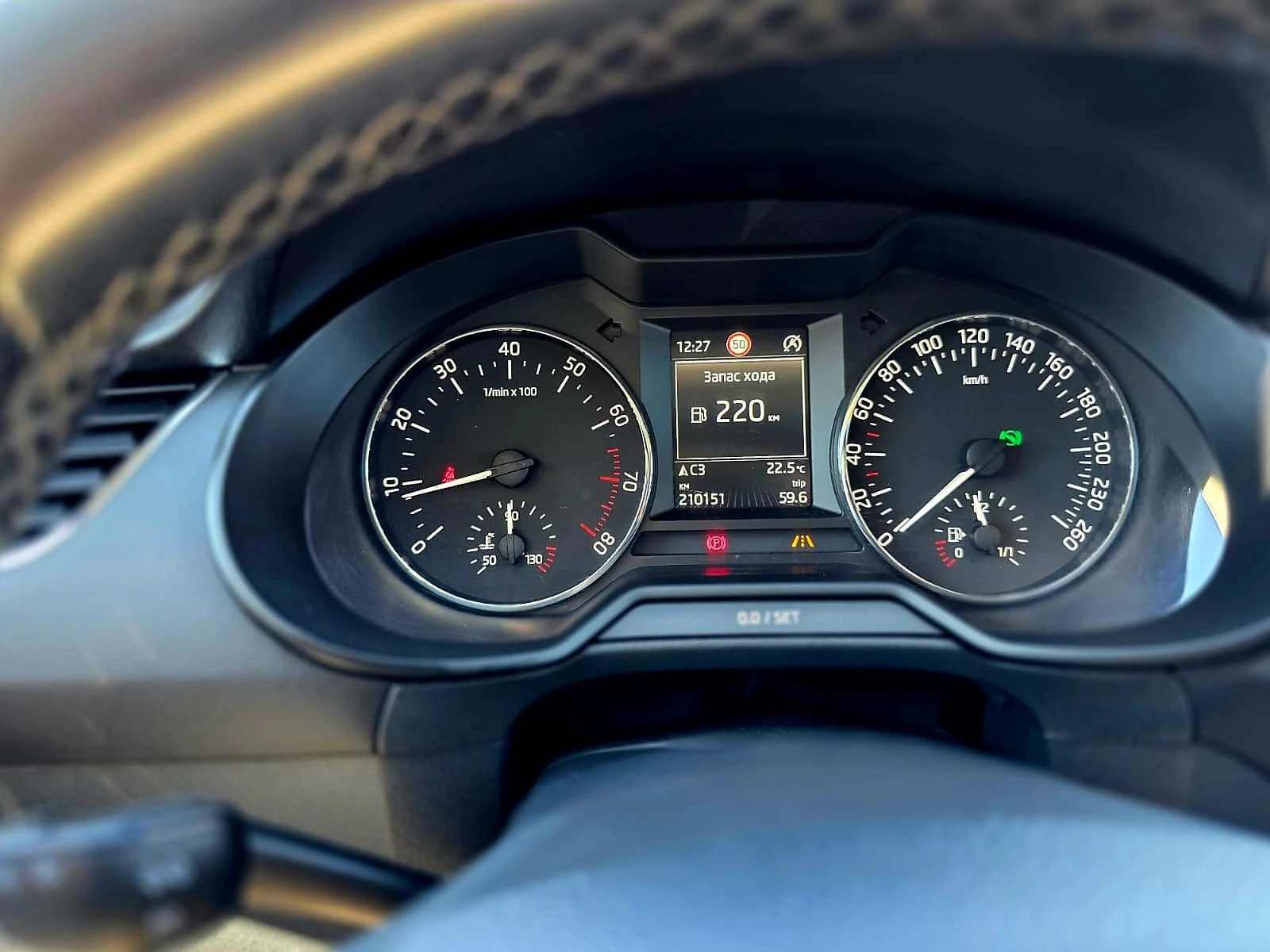 Skoda Octavia Автомат Hatchback, снимка 11 - Автомобили и джипове - 56185173