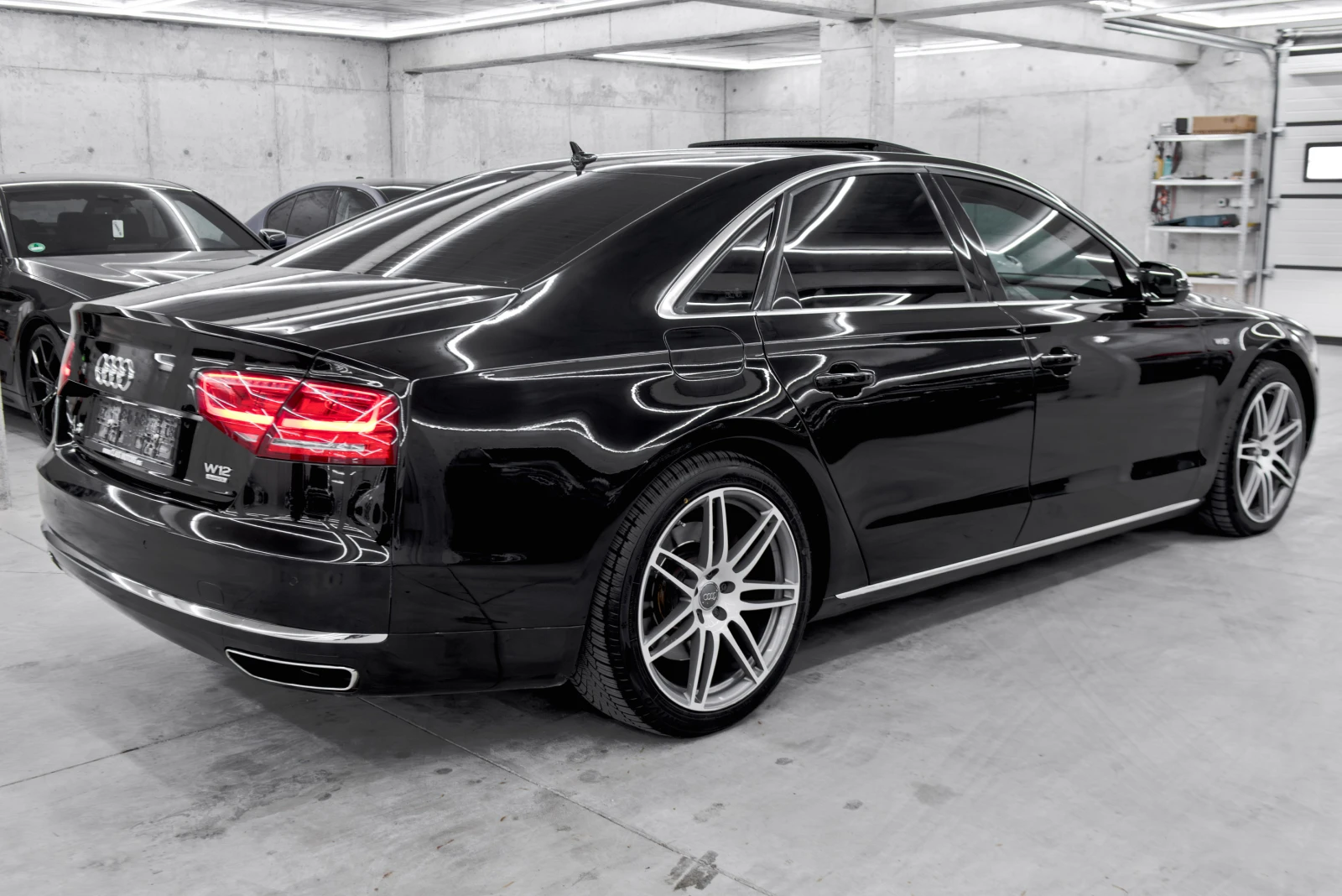 Audi A8 4.2TDI* LED* W12* Exclusive* Bose, снимка 6 - Автомобили и джипове - 56202347
