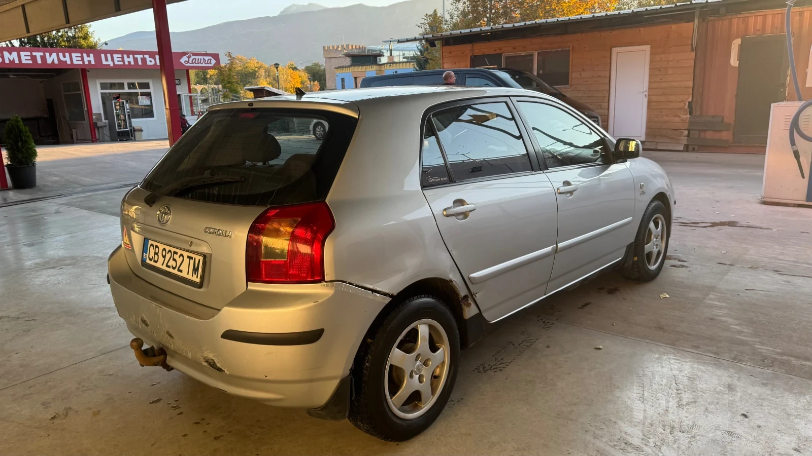 Toyota Corolla D-4D, снимка 6 - Автомобили и джипове - 56568787