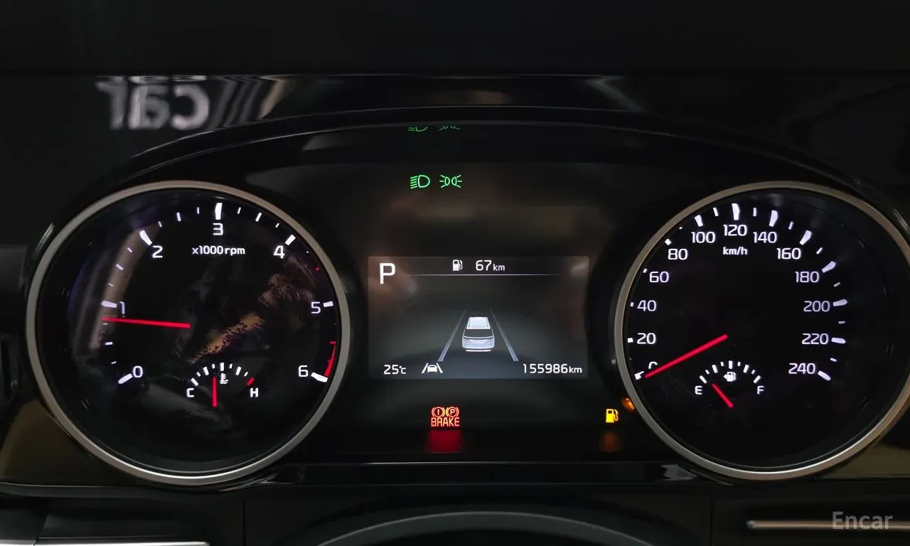 Kia Carnival, снимка 8 - Автомобили и джипове - 56719103