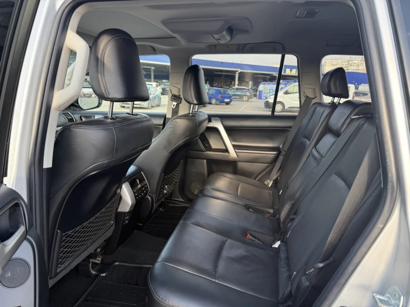 Toyota Land cruiser BLACK EDITION, снимка 8 - Автомобили и джипове - 52762968