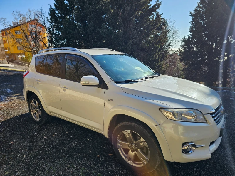 Toyota Rav4 2.2, снимка 4 - Автомобили и джипове - 53192700