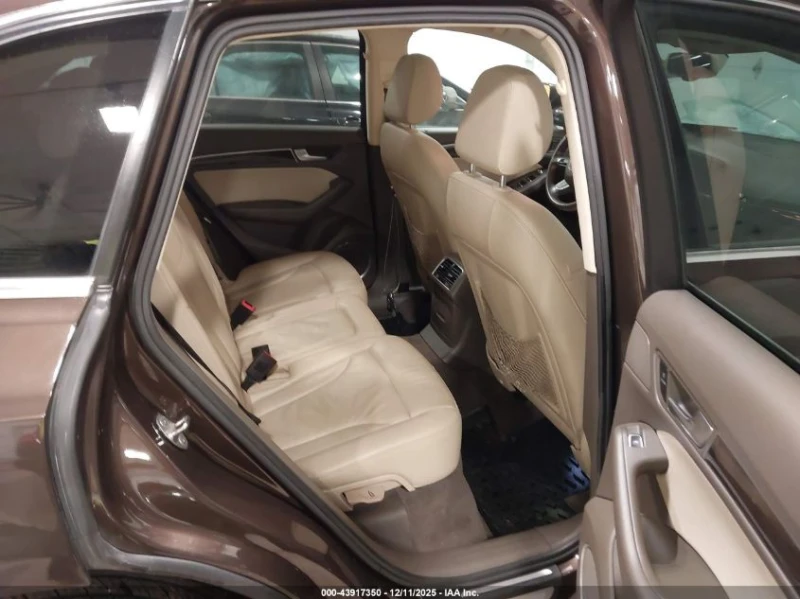 Audi Q5 2l 2.0T Premium, снимка 8 - Автомобили и джипове - 53447700