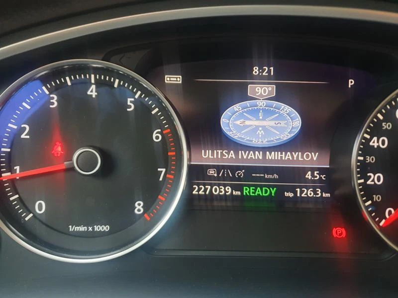 VW Touareg хибрид/бензин 3000куб 333к.с, снимка 7 - Автомобили и джипове - 47510957