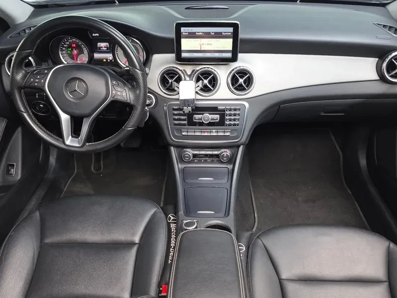 Mercedes-Benz GLA X156 200 Cdi, снимка 7 - Автомобили и джипове - 55829996