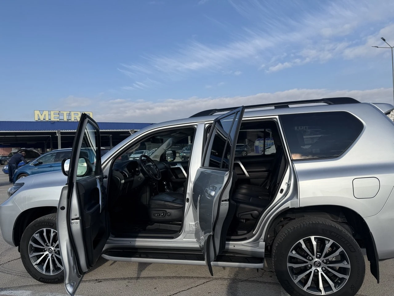 Toyota Land cruiser BLACK EDITION - изображение 4