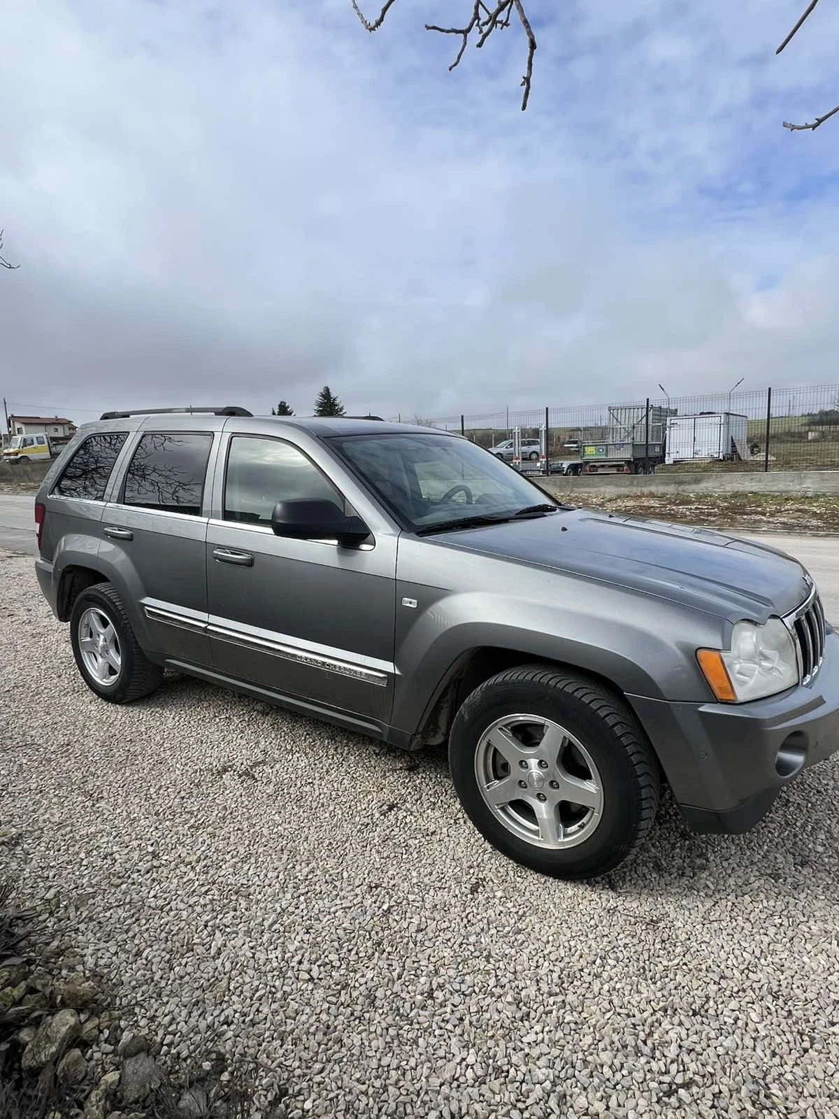 Jeep Grand cherokee  - изображение 4