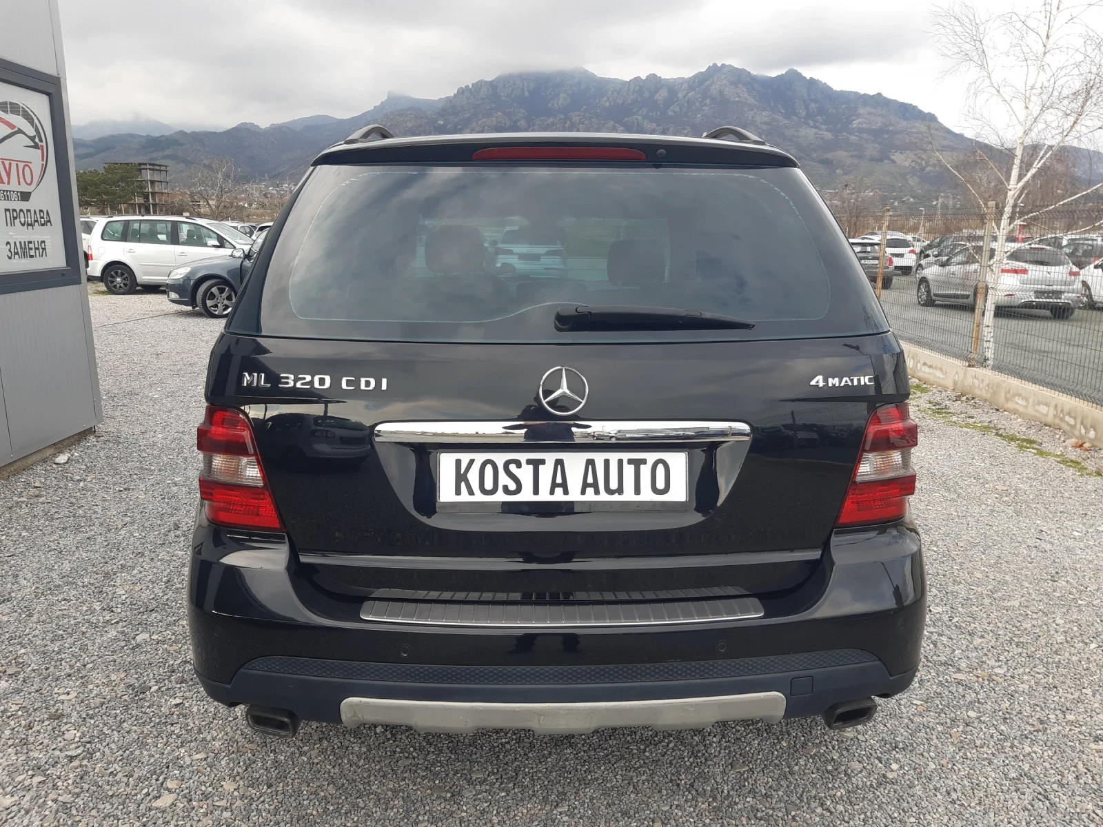 Mercedes-Benz ML 320 КАТО НОВ, снимка 5 - Автомобили и джипове - 53513913